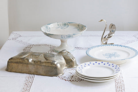 パリの食卓を彩る、蚤の市で見つけたブロカント | FIGARO Marché