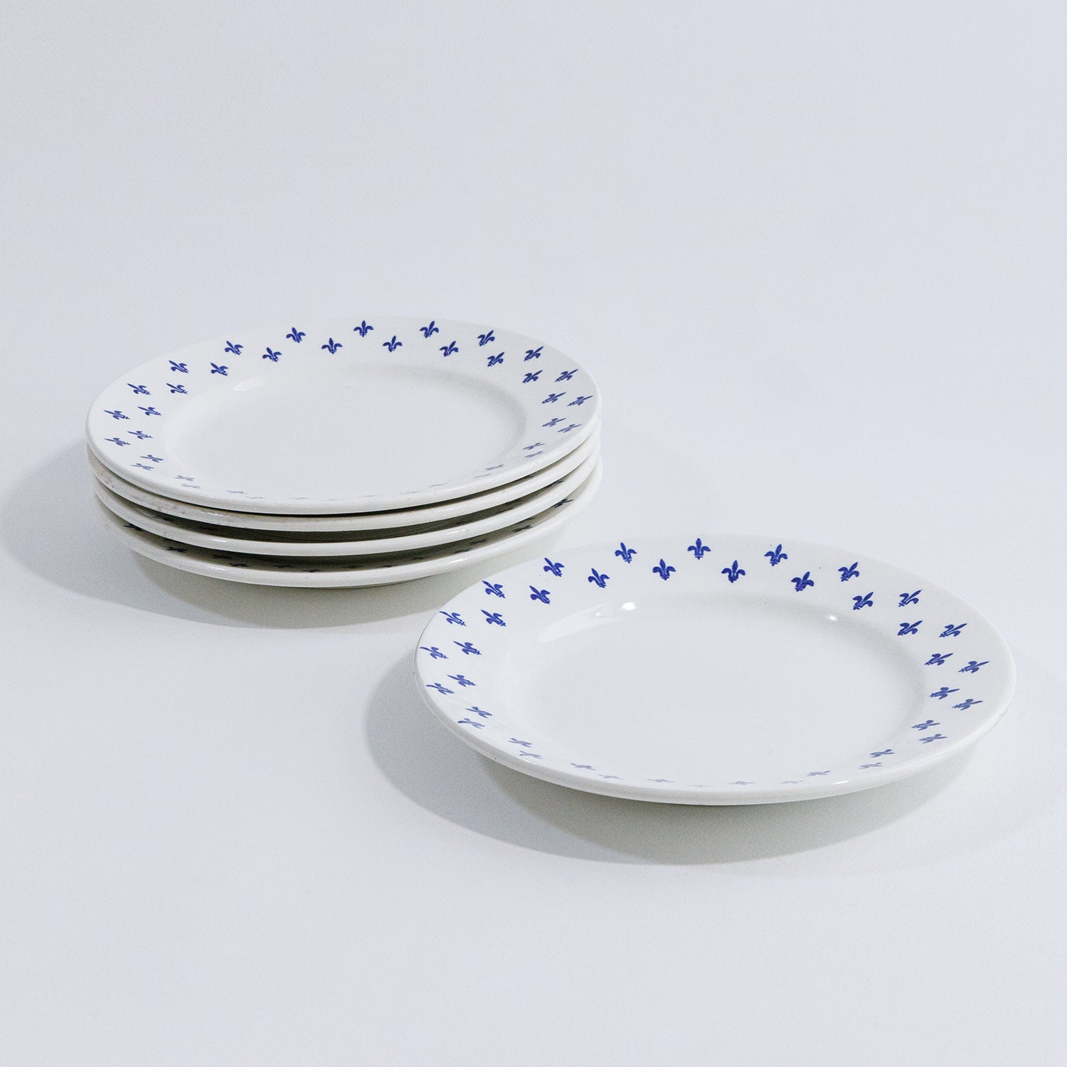 フルール・ドゥ・リスのデザートプレート 5枚セット | FIGARO Marché