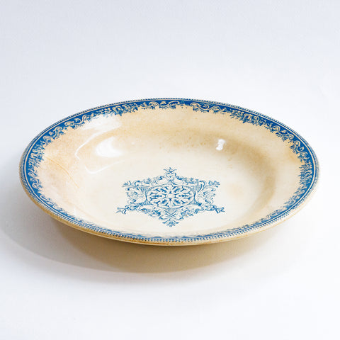 リモージュ窯のブルーのプレート | FIGARO Marché